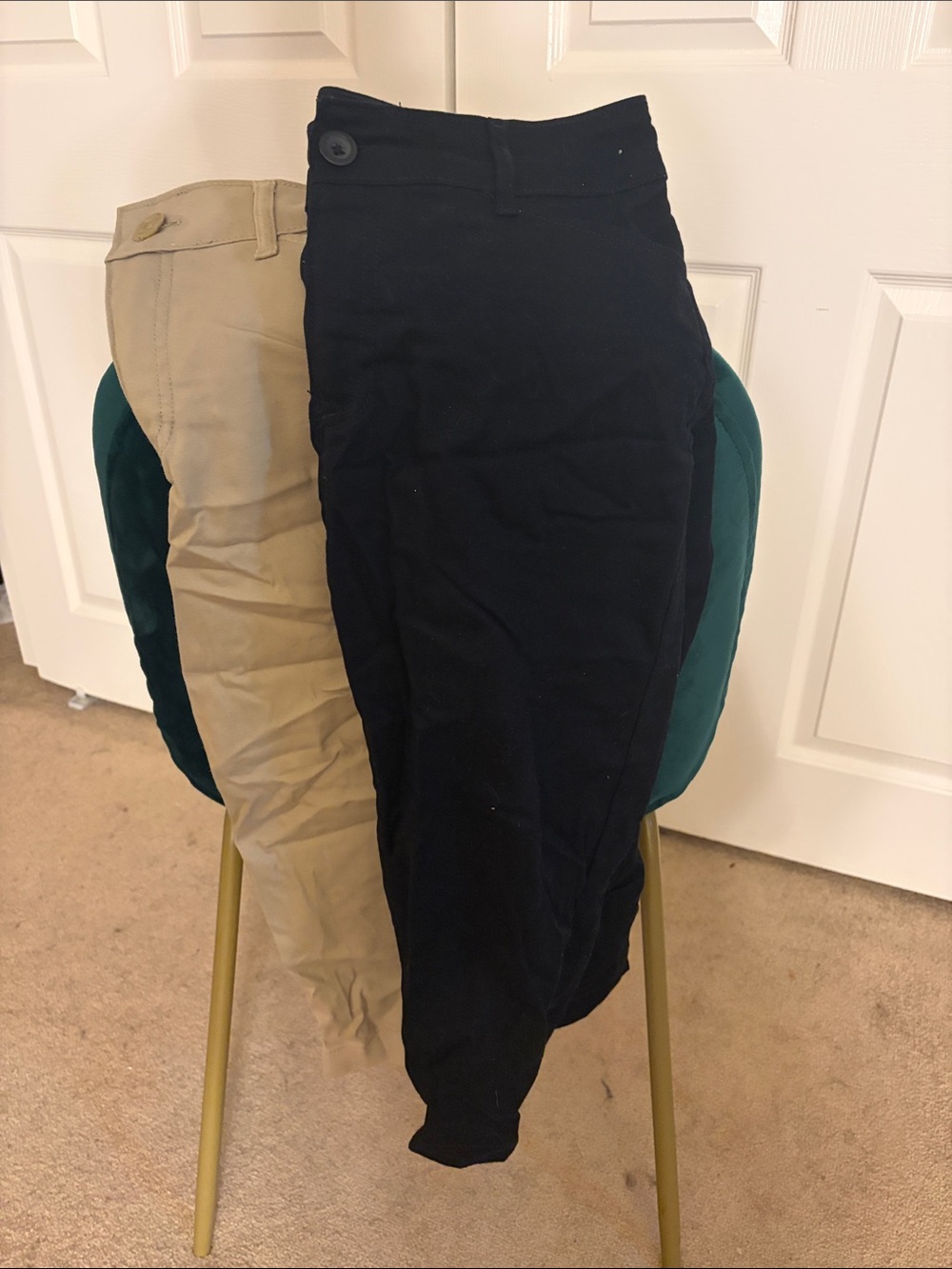 Women’s set of Black and Khaki Stretch Chino capris - Versatile Everyday Wear